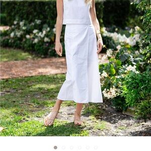 Elegant White Midi Skirt